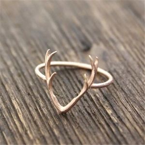🖤💍🦌🖤Reindeer antler ring!